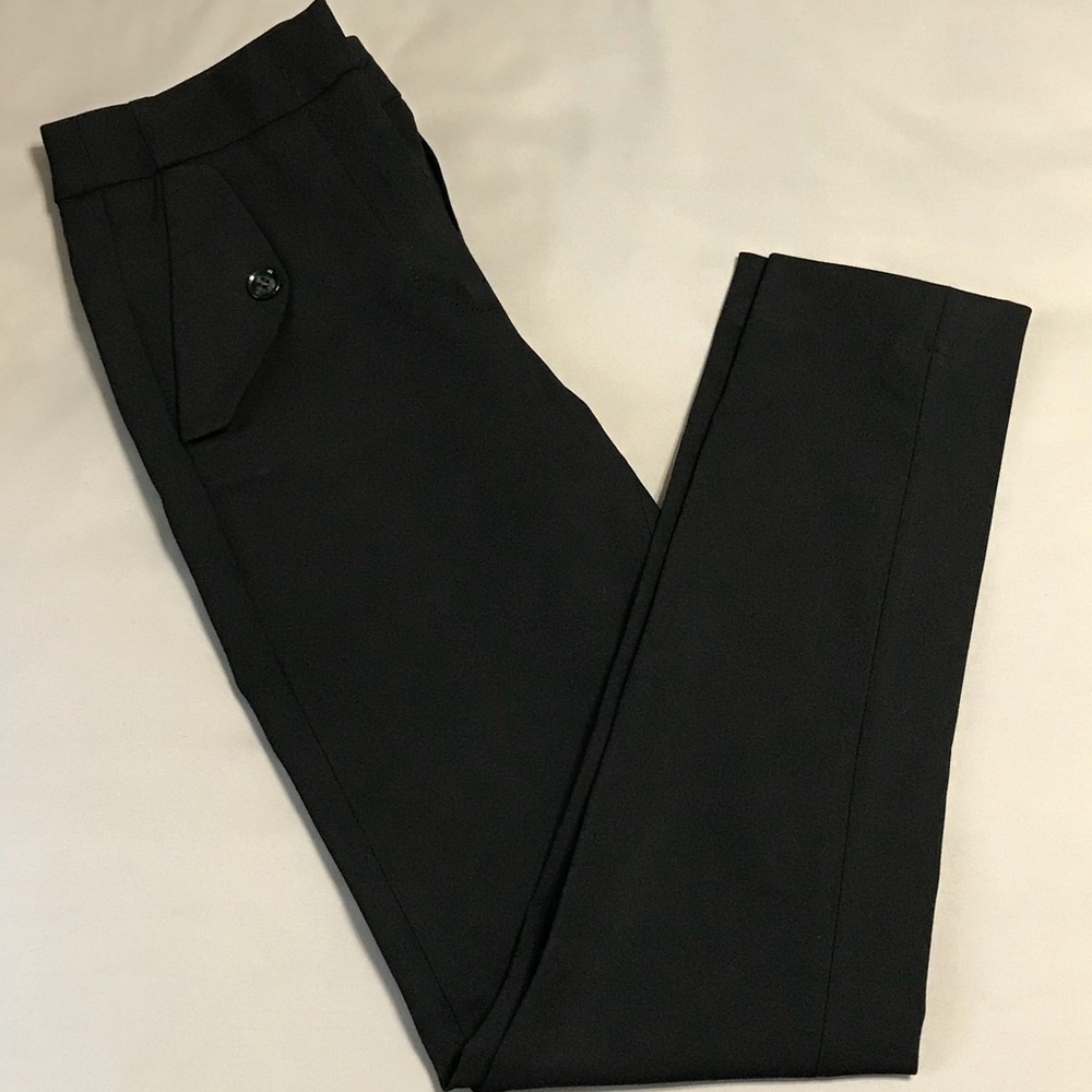 Black skinny pants